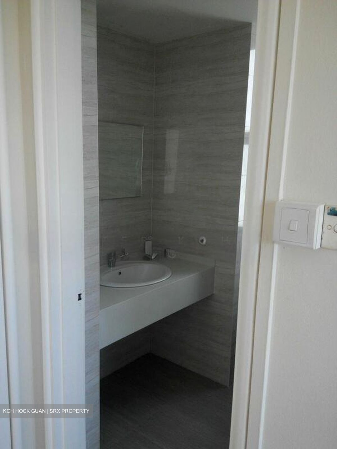 The Waterside (D15), Condominium #504244371